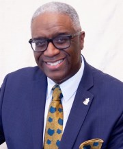 Profile Picture Leo (2).